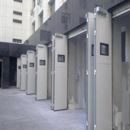 保溫工業(yè)折疊門